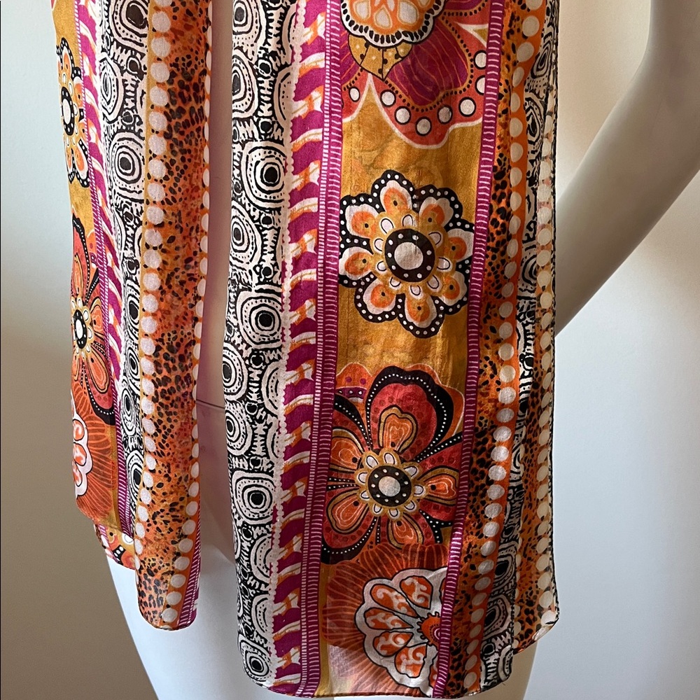 Italca Vibrant Floral Patterned Silk Scarf Made in Italy - Picture 4 of 9